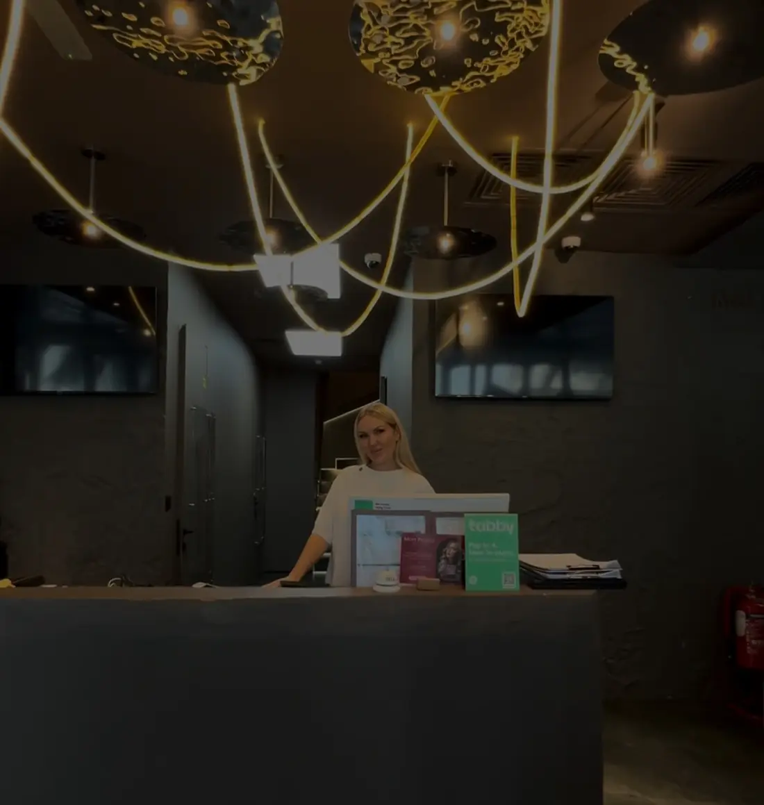 Hide Clinic reception, Cayan Tower